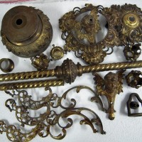 Gründerzeit-Deckenlampe im Fundzustand